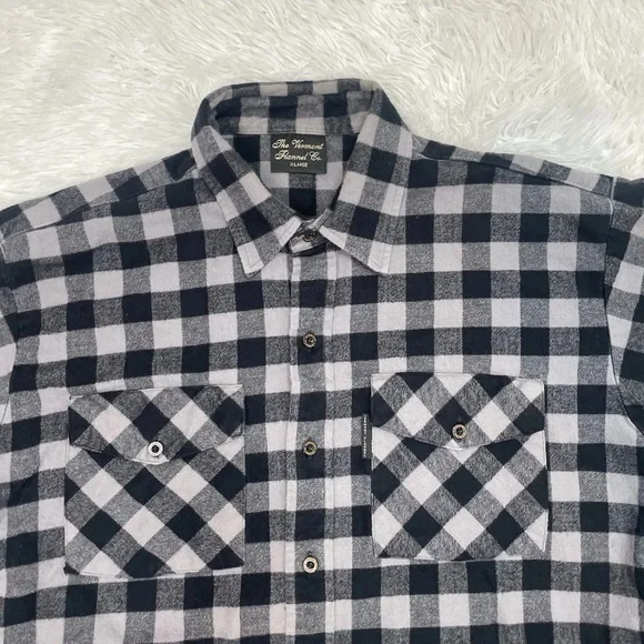 The Vermont Flannel Co. Men’s Size XL Black Gray Buffalo Plaid Button Down Shirt - Picture 3 of 9